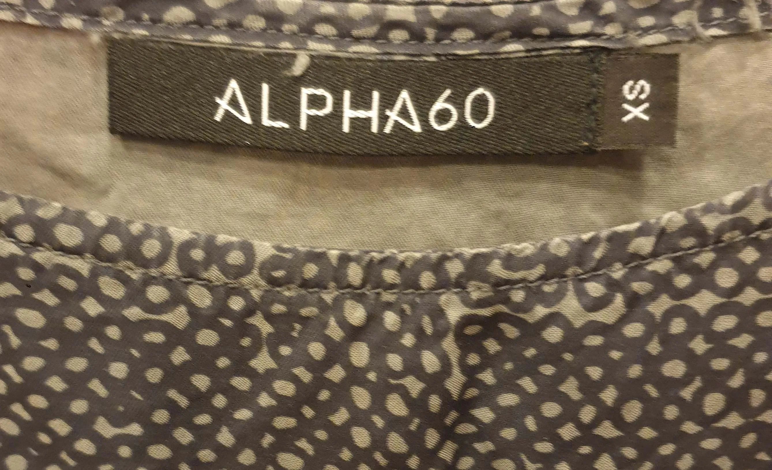 Alpha 60 neutral print top size XS